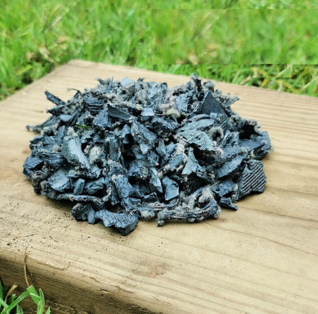Safety Play Grey Rubber Chippings (Rubber Mulch UK / Play Bark